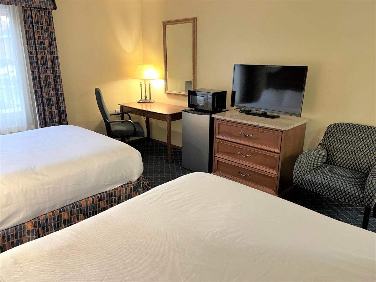 Deluxe Queen Room at City Express by Marriott Bemidji