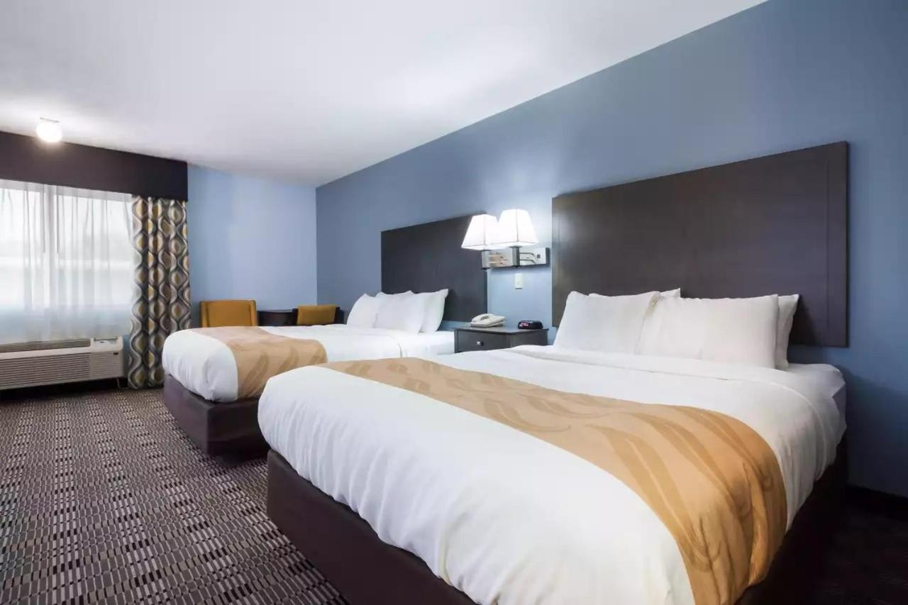 | QualityInn & Suites