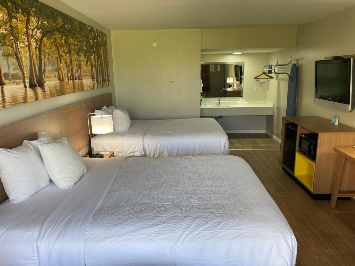 Studio Suite with Two Double Beds - Non-Smoking at Days Inn by Wyndham Valdosta/Near Valdosta Mall