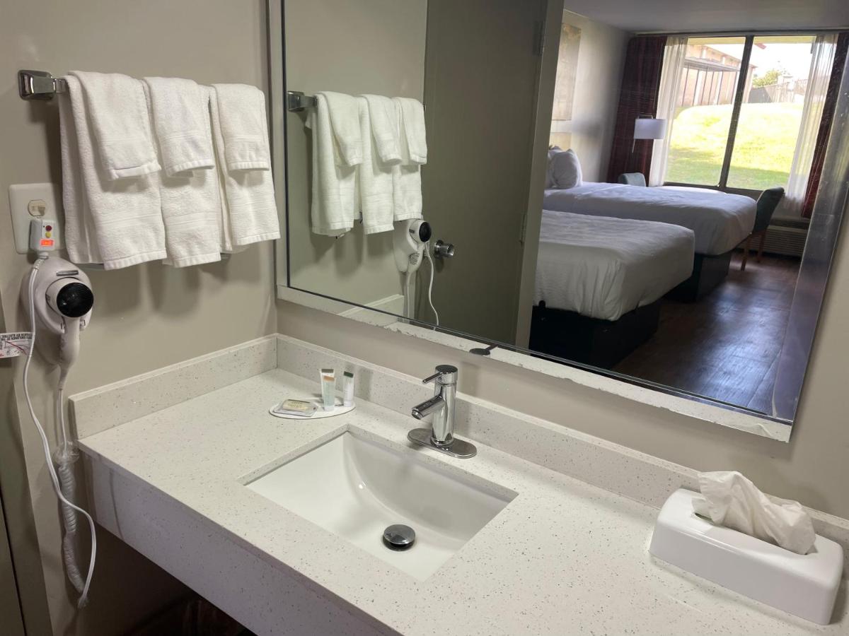 Studio Suite with Two Double Beds - Non-Smoking at Days Inn by Wyndham Valdosta/Near Valdosta Mall