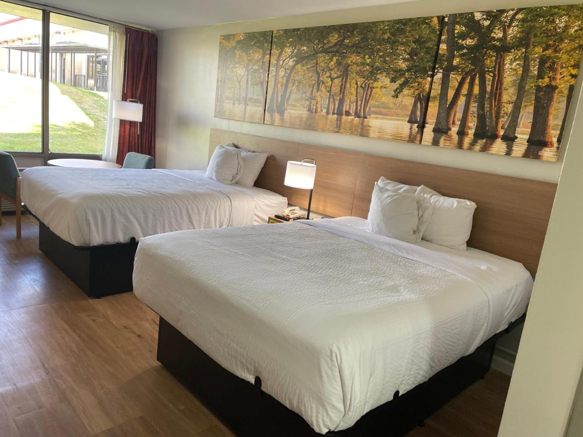 Studio Suite with Two Double Beds - Non-Smoking at Days Inn by Wyndham Valdosta/Near Valdosta Mall