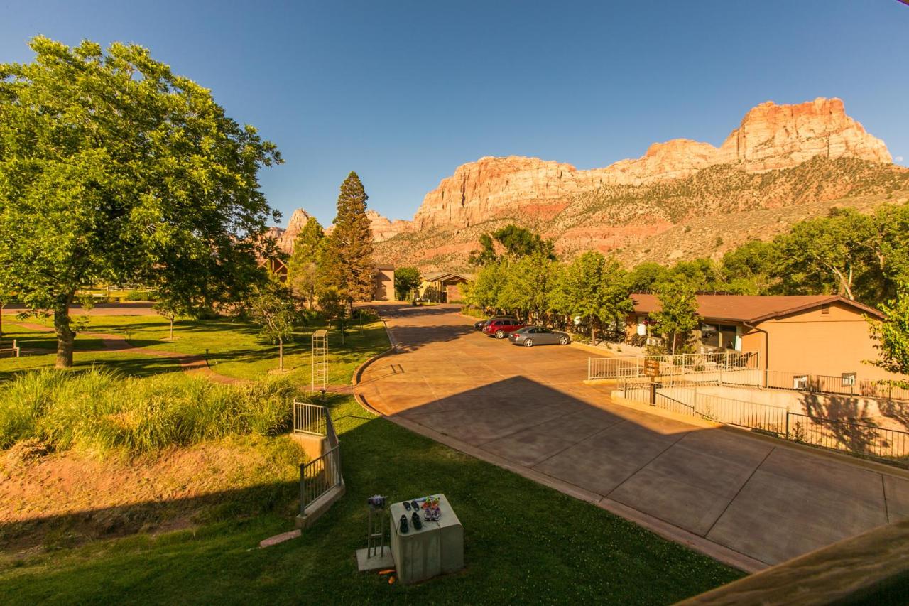  | Driftwood Lodge - Zion National Park - Springdale