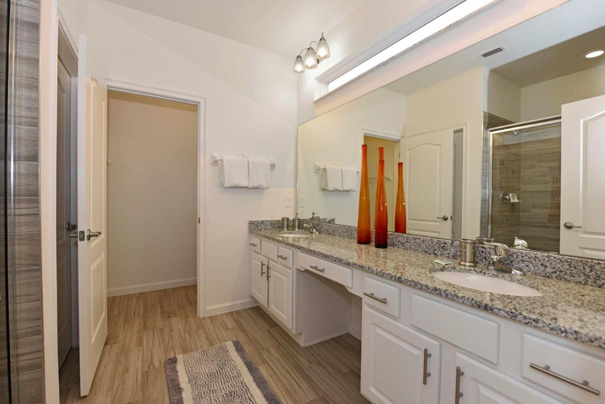  | Solterra Resort - 10 Bed 8 Baths VILLA