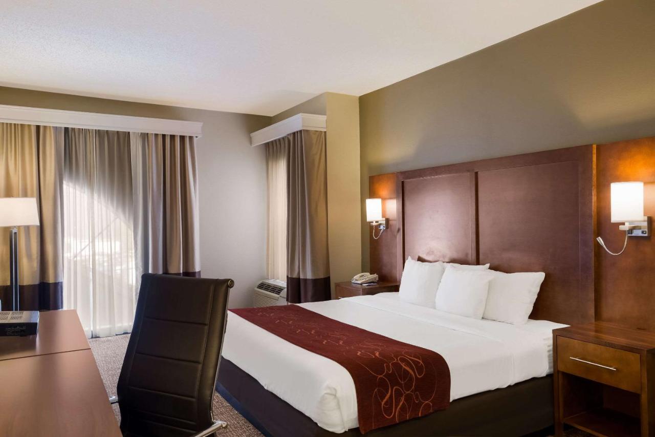  | Comfort Suites Near University