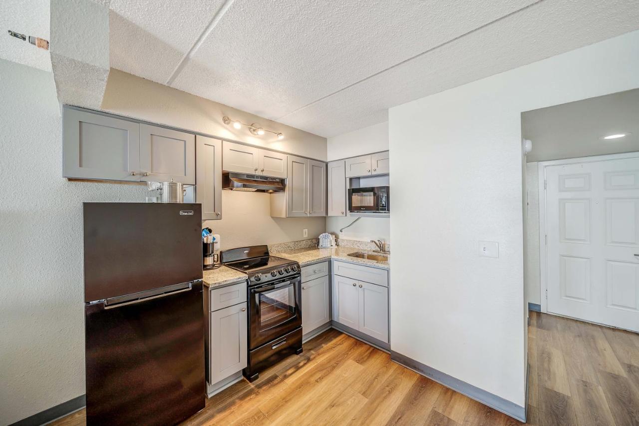 | Sugar Sands Inn & Suites Panama City Beach