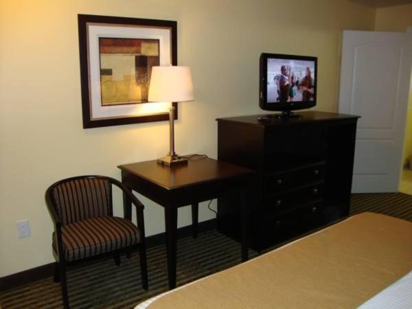 | Montigo Inn