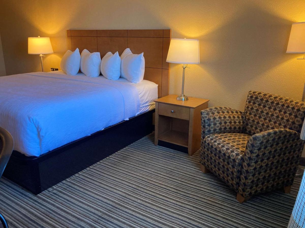  | Best Western Plus Reading Inn & Suites