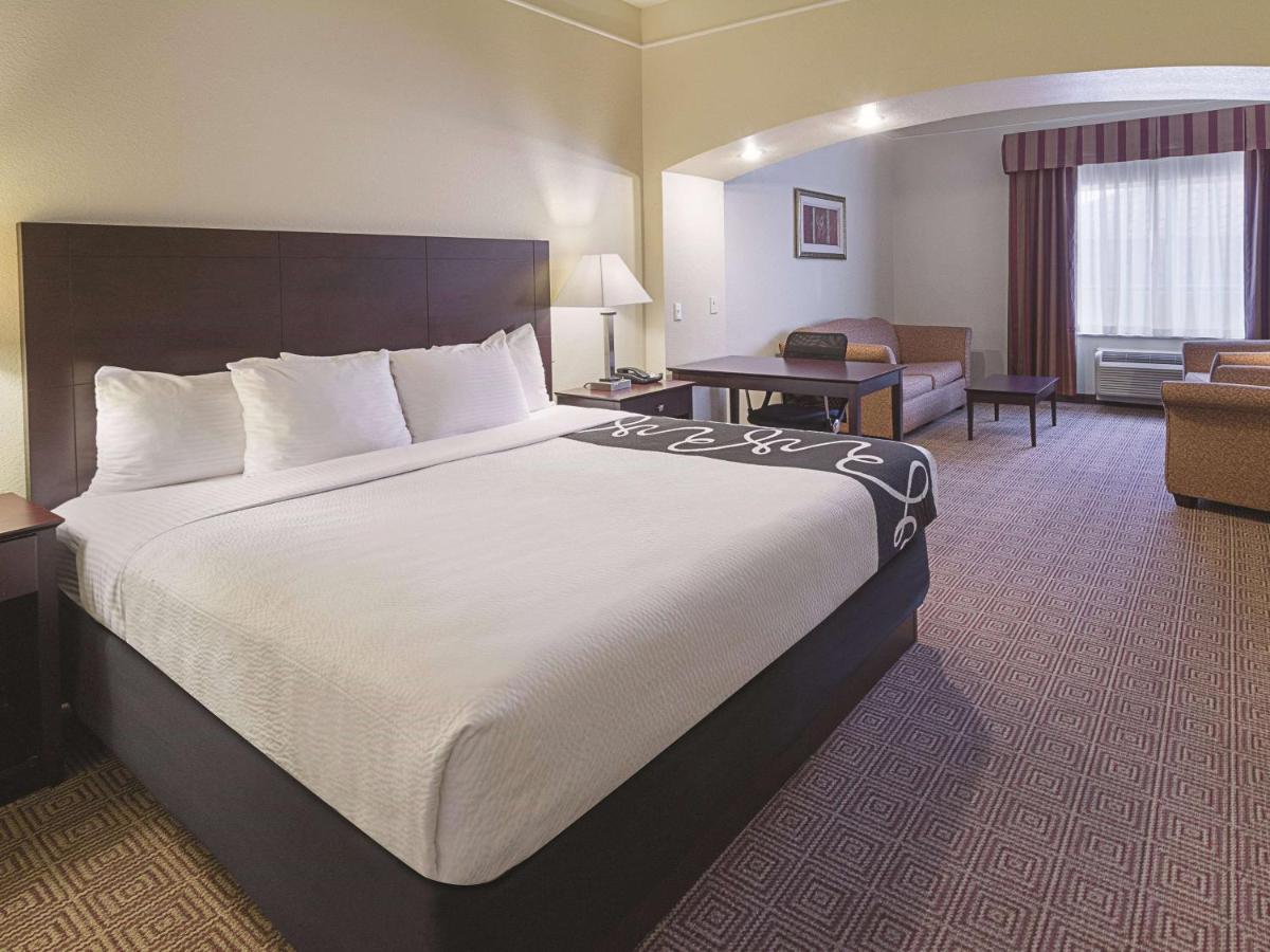 King Studio Suite - Non-Smoking at La Quinta Inn & Suites by Wyndham Waxahachie