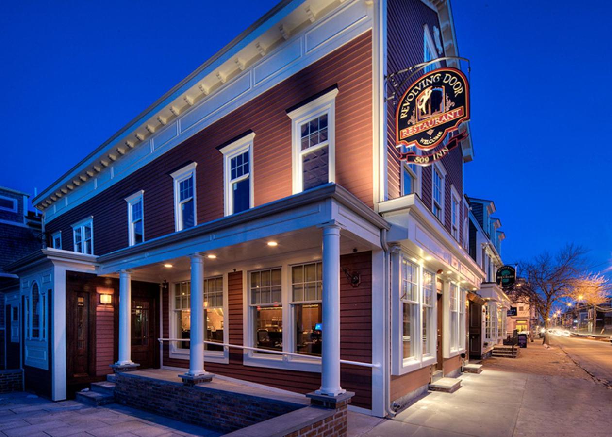  | Bouchard Restaurant & Inn