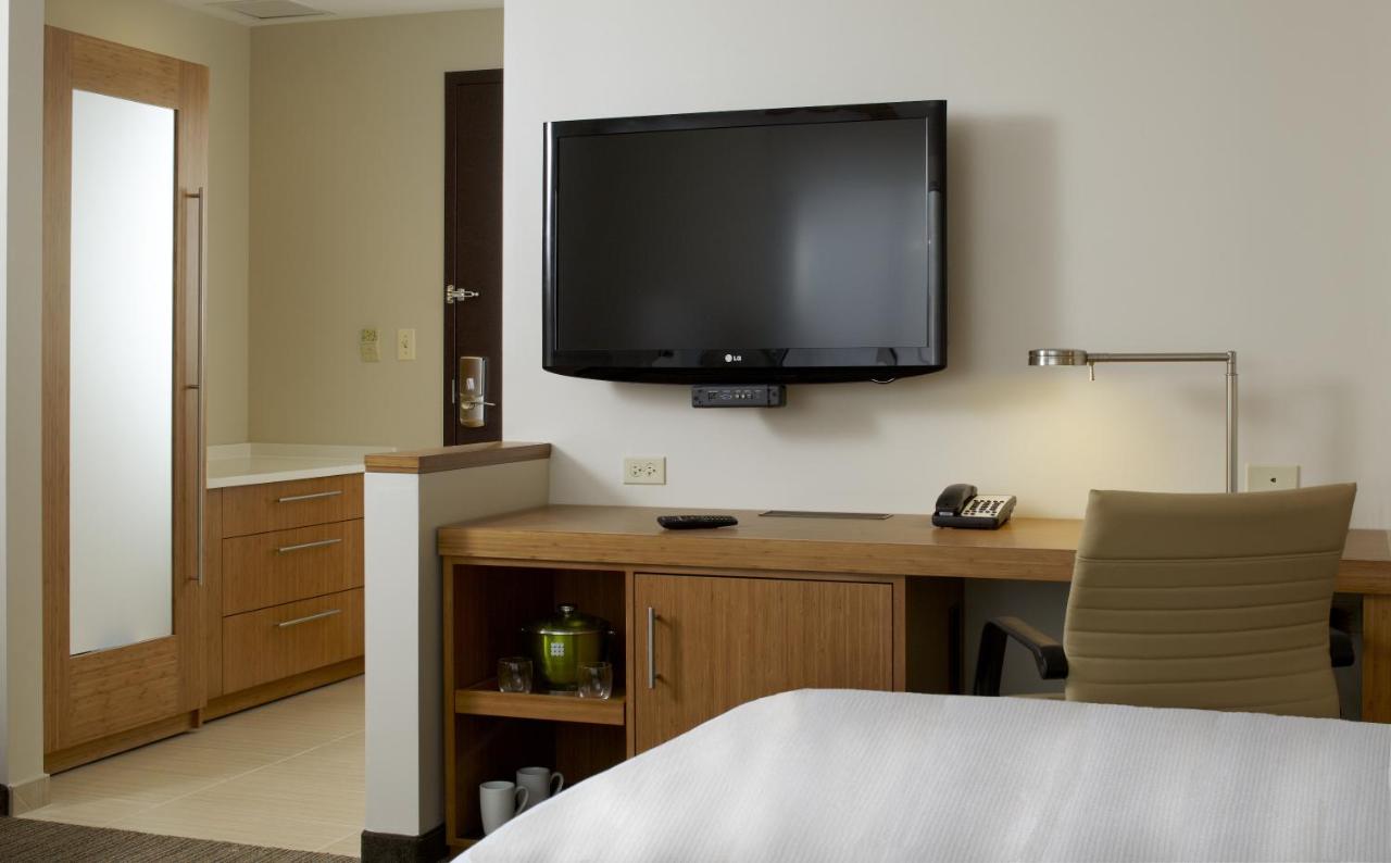 King Room - High Floor at Hyatt Place Ontario / Rancho Cucamonga