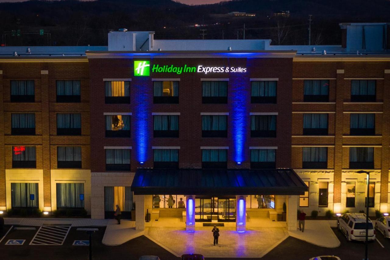 | Holiday Inn Express & Suites Franklin - Berry Farms, an IHG Hotel