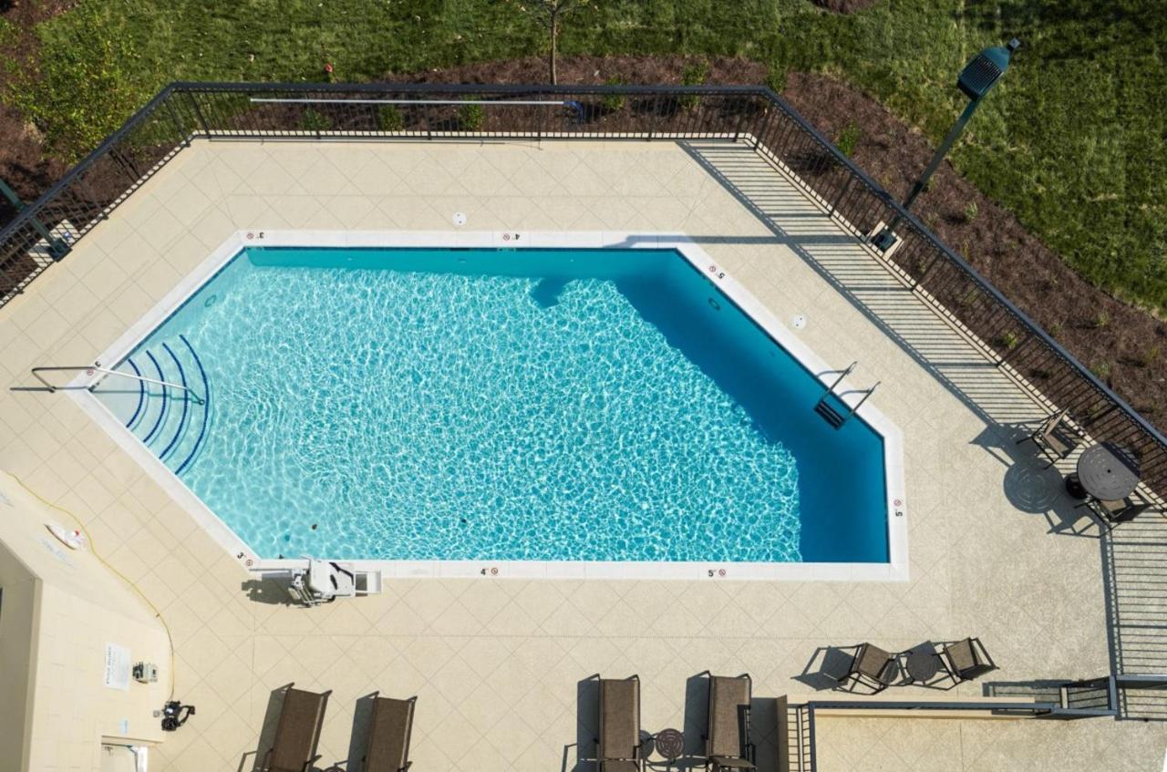 | Holiday Inn Express & Suites Franklin - Berry Farms, an IHG Hotel