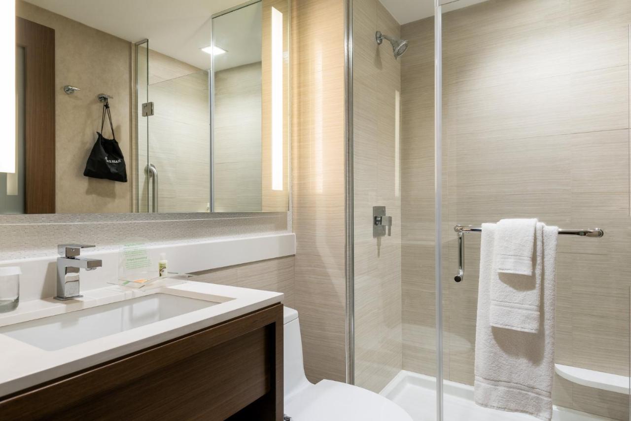 Double Room with Two Double Beds High Floor- Non Smoking at Holiday Inn Brooklyn Downtown by IHG