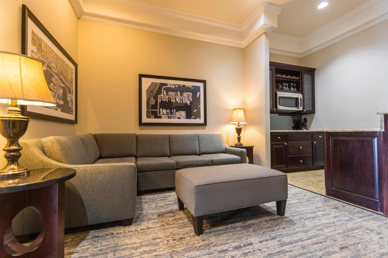 Standard Double Suite at Camden on the Lake Resort & Spa