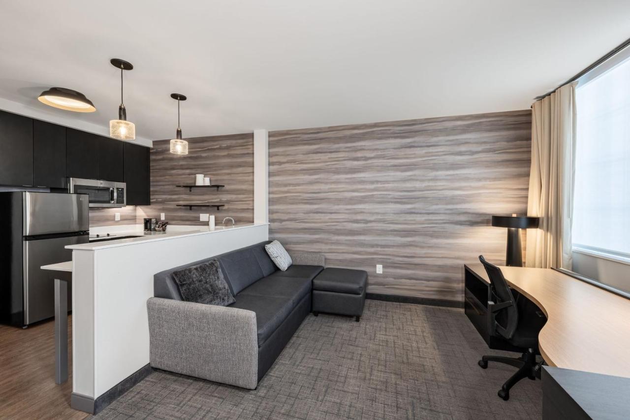 | Residence Inn Franklin Berry Farms