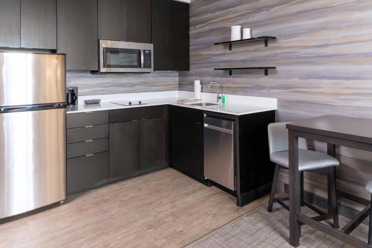 | Residence Inn Franklin Berry Farms