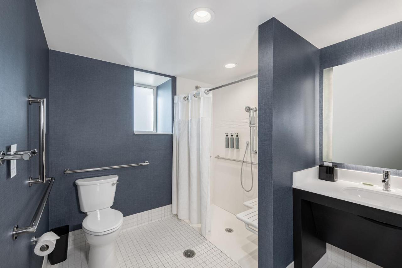 | Residence Inn Franklin Berry Farms