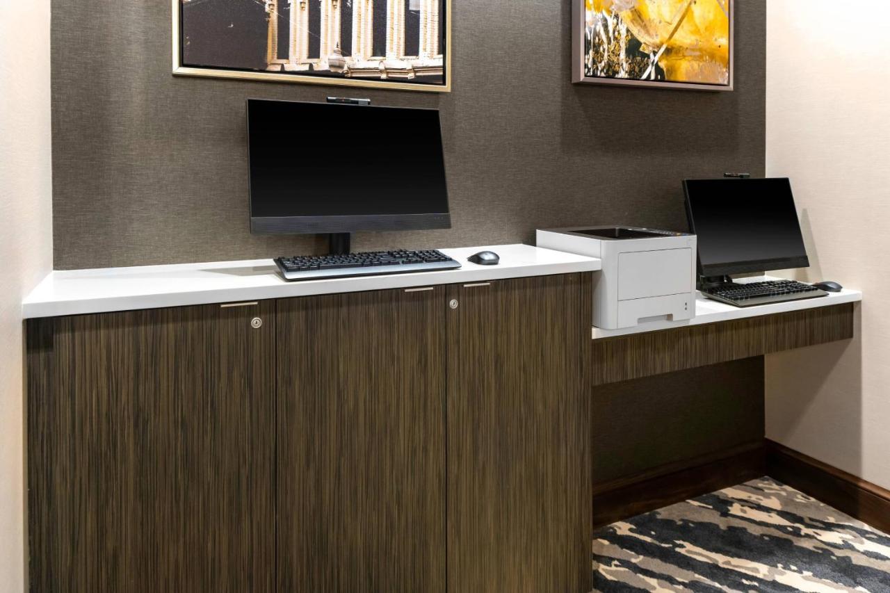 | Residence Inn Franklin Berry Farms