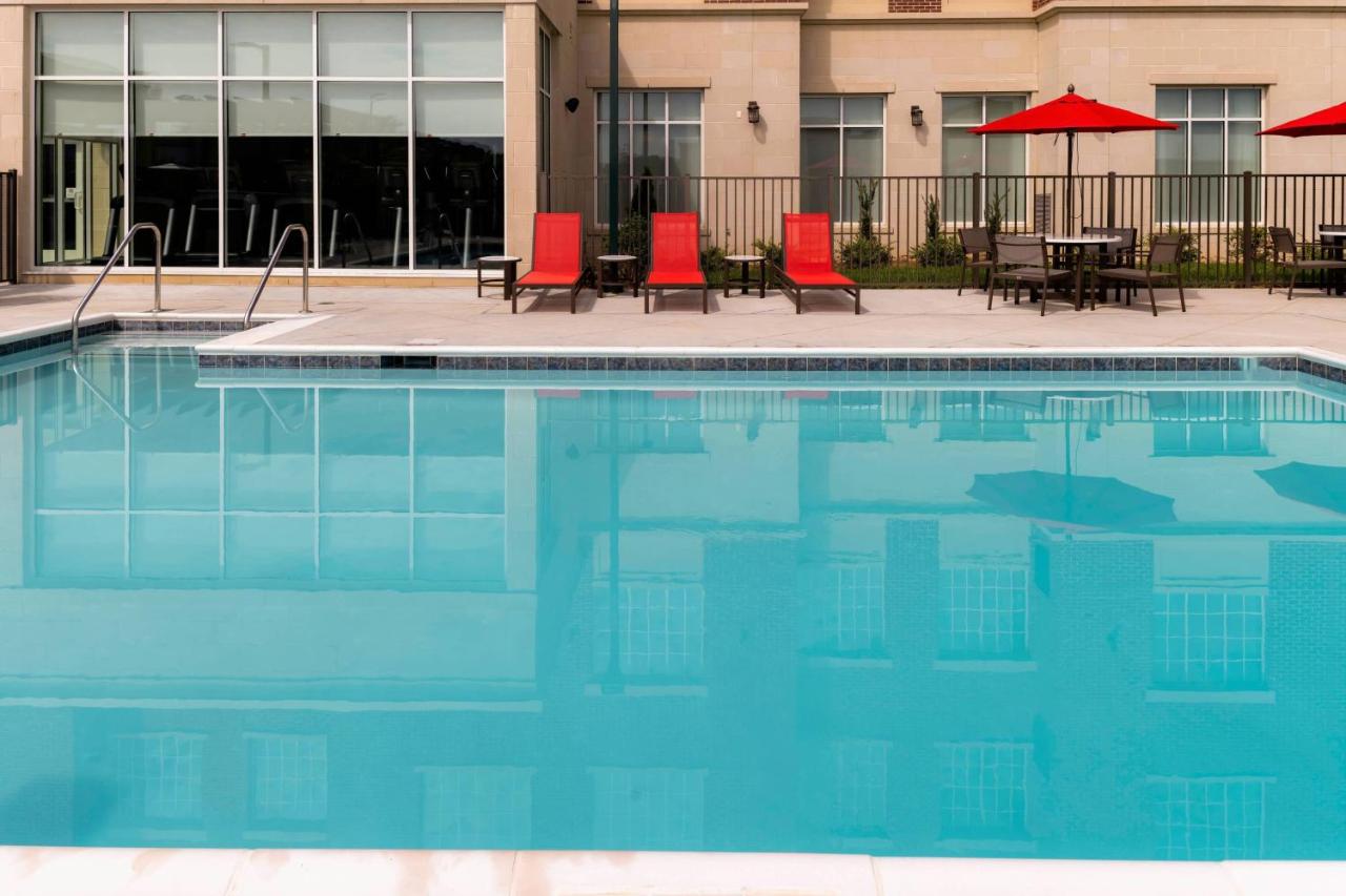 | Residence Inn Franklin Berry Farms