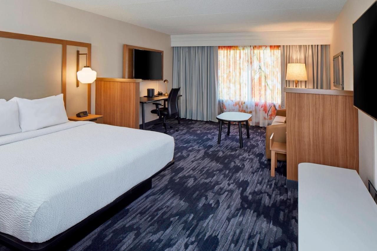 | Fairfield Inn & Suites by Marriott Albany Airport