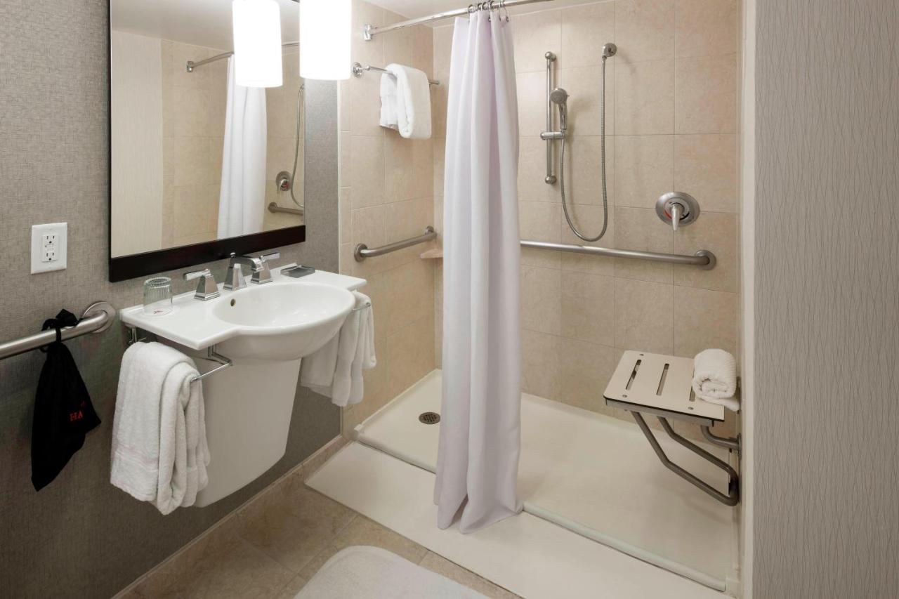 King or Double Room at Fairfax Marriott at Fair Oaks