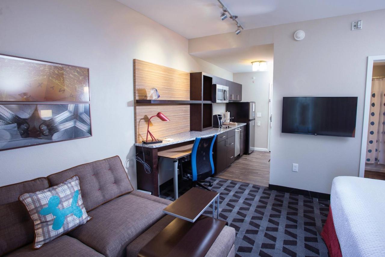 King Studio with Sofa Bed at Towneplace Suites Southern Pines Aberdeen