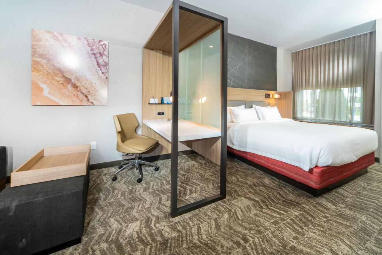 Suite with 2 Queen Trundle Beds at SpringHill Suites by Marriott Kenosha