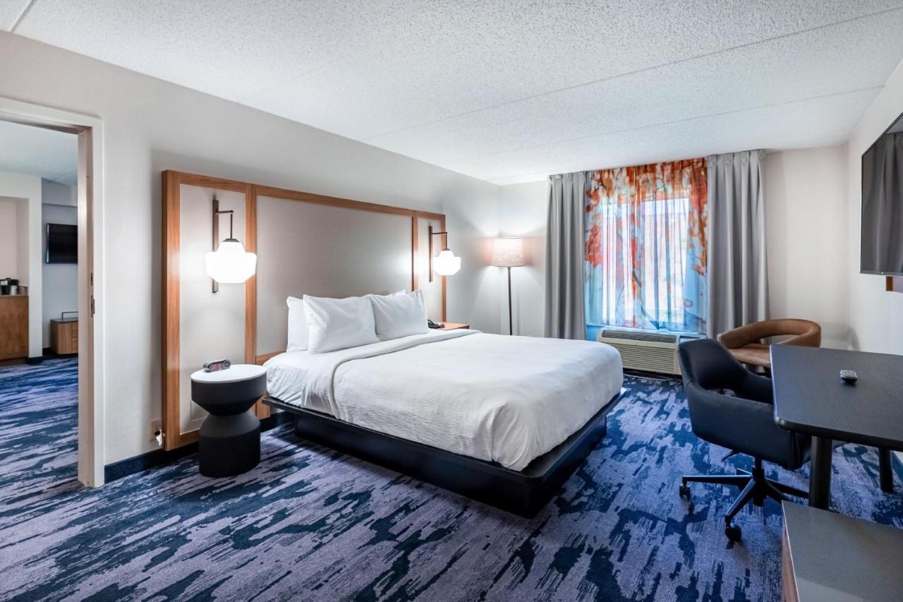 Suite, 1 King, Sofa bed at Fairfield Inn by Marriott Evansville West