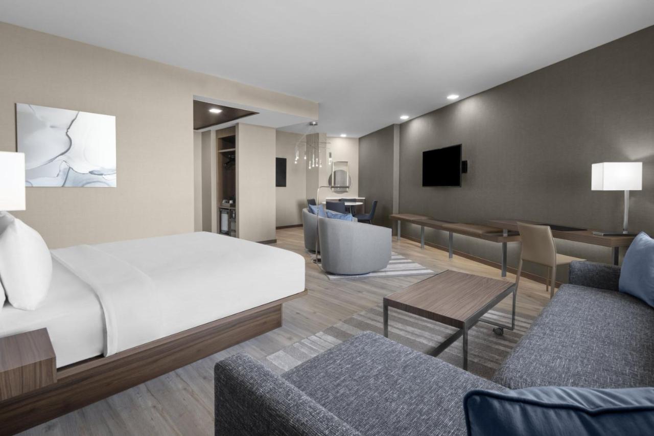 | AC Hotel by Marriott Charlotte Ballantyne