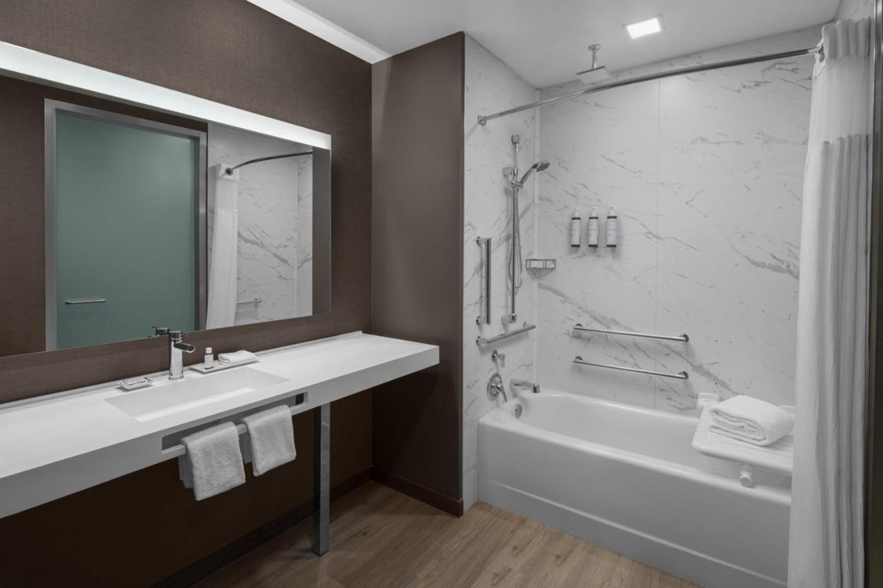 | AC Hotel by Marriott Charlotte Ballantyne