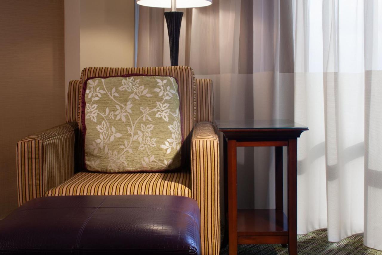 Standard  Room at Marriott Memphis East