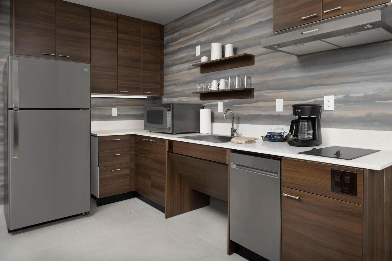 One-Bedroom King Suite with Sofa Bed at Residence Inn by Marriott Jacksonville Downtown
