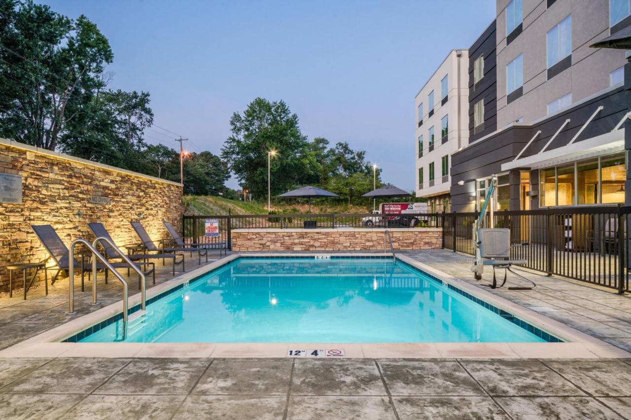 | Fairfield by Marriott Inn & Suites Albertville
