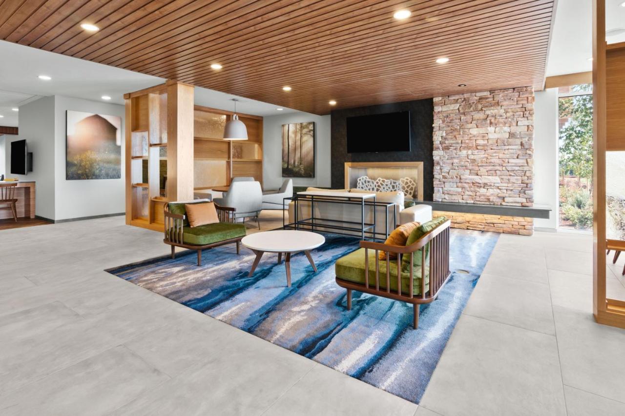 | Fairfield by Marriott Inn & Suites Seattle Poulsbo