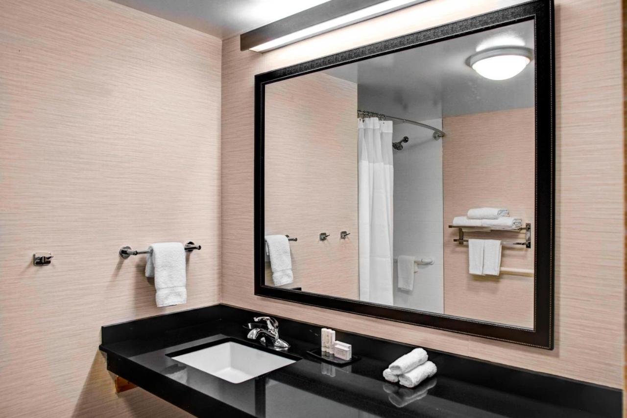 King Suite at Fairfield Inn & Suites Los Angeles LAX/El Segundo