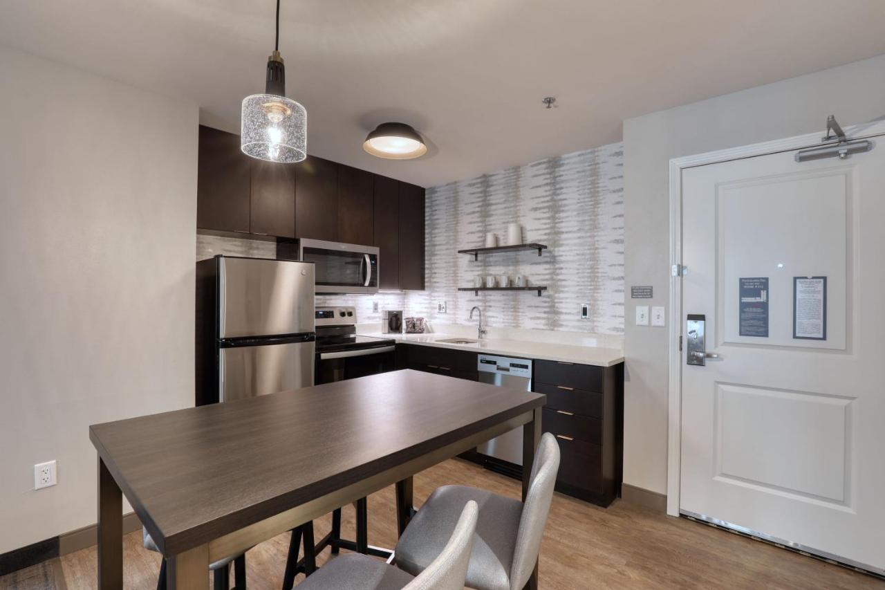 | Residence Inn Providence Lincoln