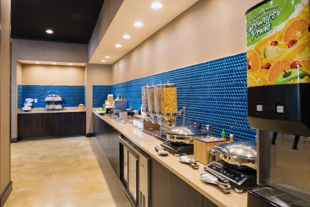 | Fairfield Inn & Suites by Marriott New Orleans Downtown/French Quarter Area