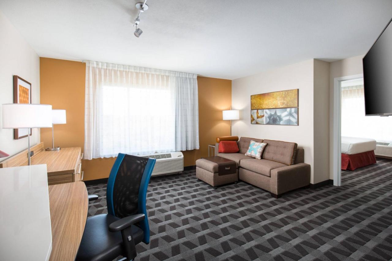 Studio, 1 King, Sofa bed at TownePlace Suites By Marriott Las Vegas Stadium District