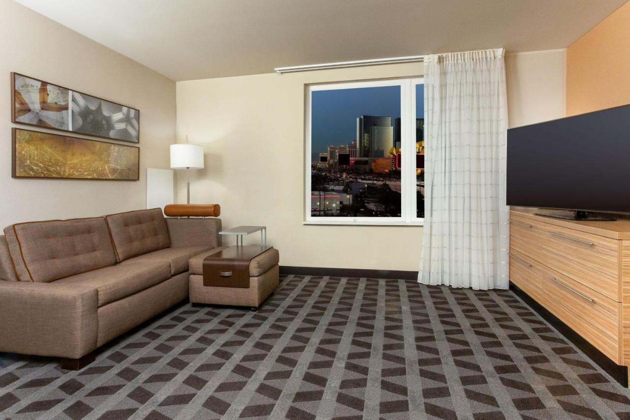 One-Bedroom Queen Suite with Sofa Bed at TownePlace Suites By Marriott Las Vegas Stadium District
