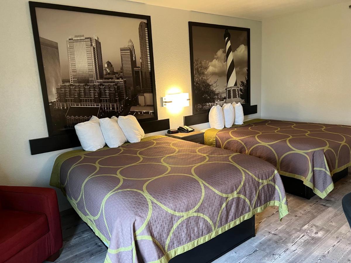 Queen Room with Two Queen Beds - Non-Smoking at Super 8 by Wyndham Clemmons/Bermuda Run/Winston-Salem I-40