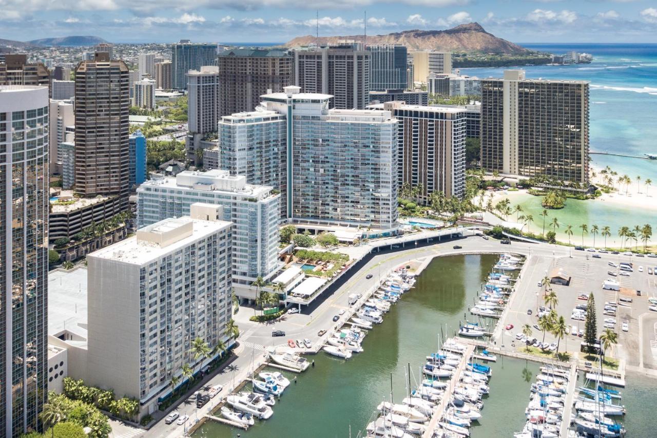  | Marina Oasis Full Kitchen with Laundry and Parking Options