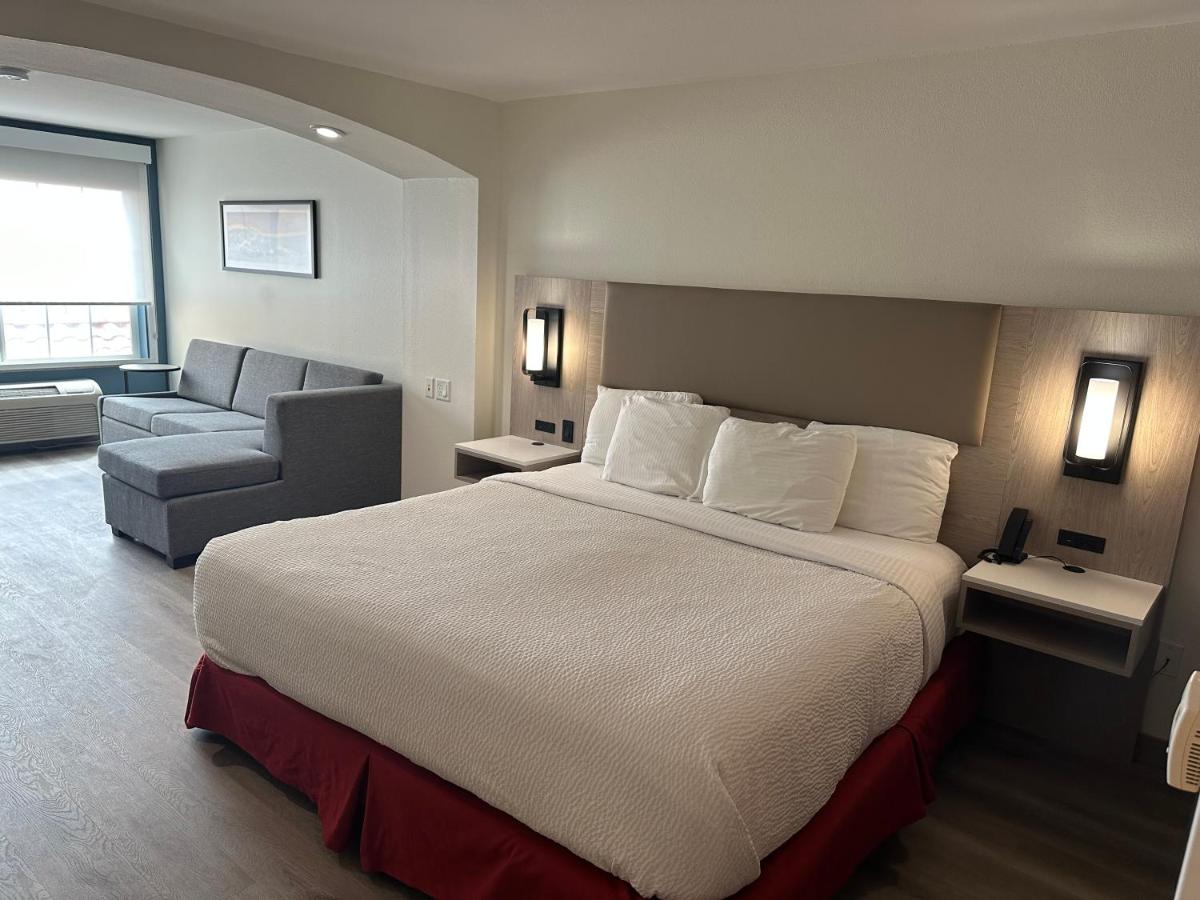 1 King Bed and 1 Sleeper Sofa, One-Bedroom Suite, Non-Smoking at La Quinta Inn & Suites by Wyndham Albuquerque Midtown