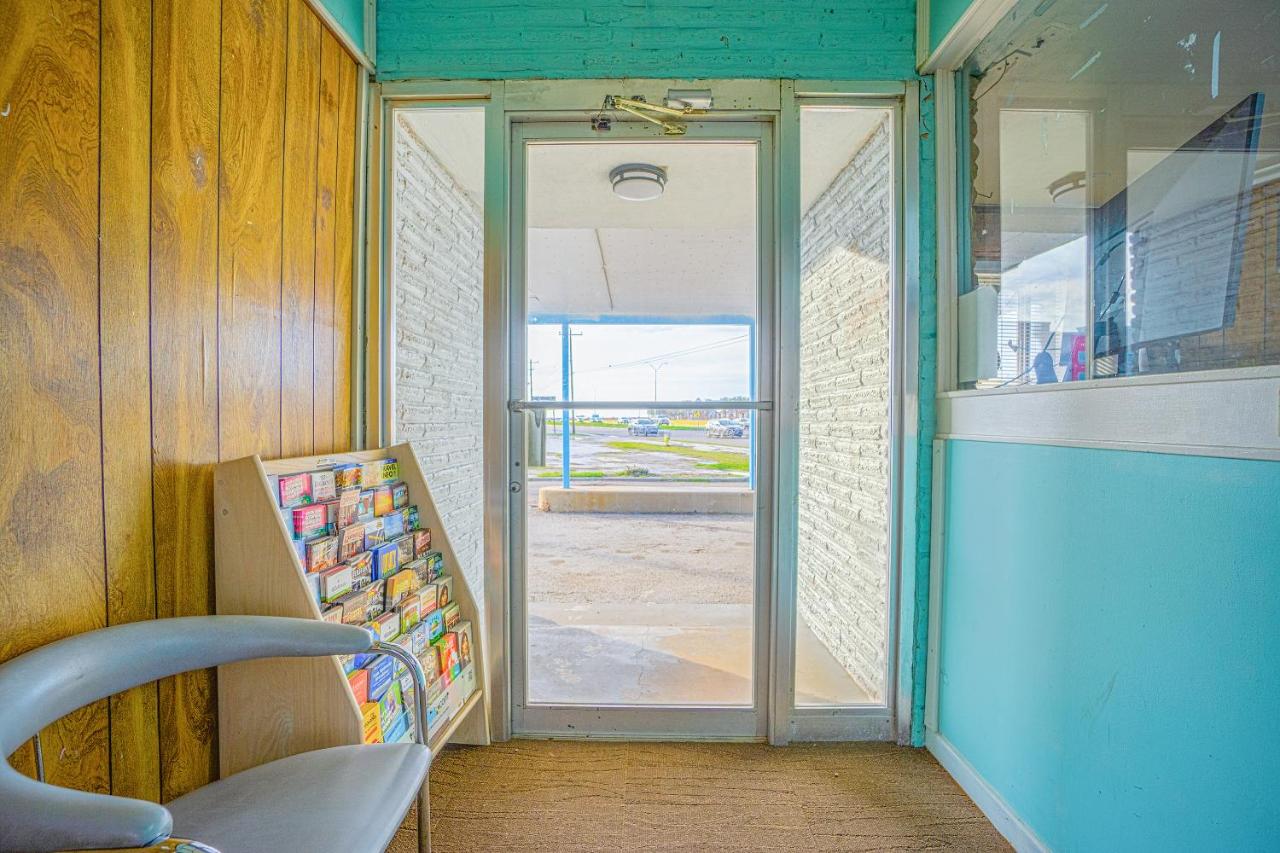 | Padre Motel Corpus Christi , TX - 358 By OYO