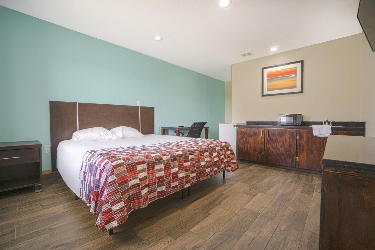 | Padre Motel Corpus Christi , TX - 358 By OYO