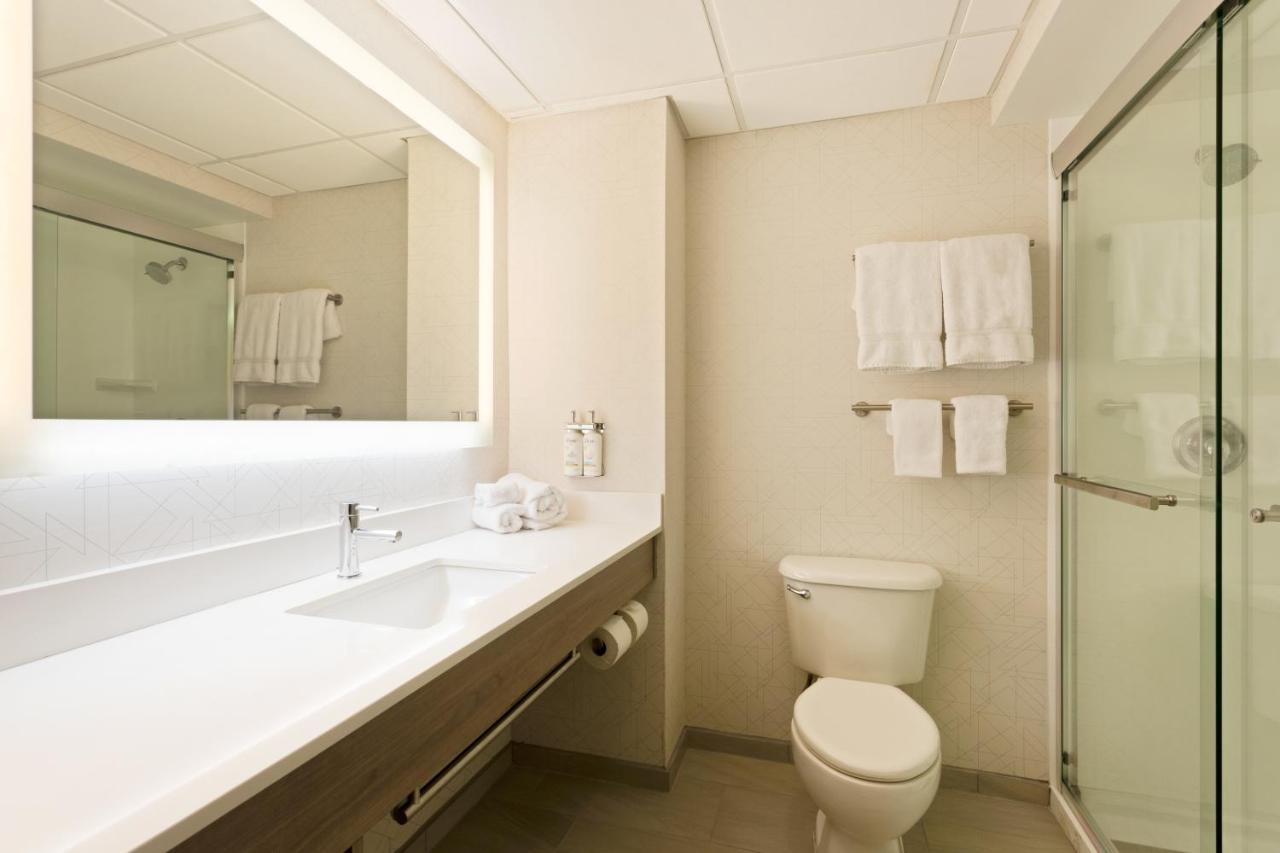 Standard Room at Holiday Inn Express Hauppauge-Long Island