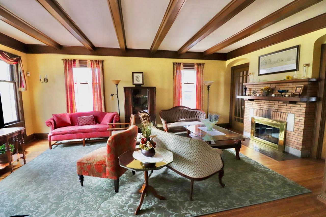  | The Marshall House