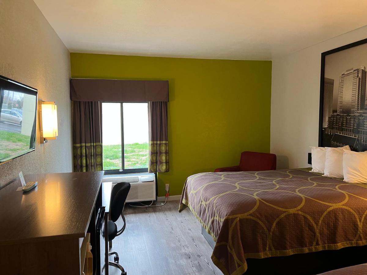 Queen Room with Two Queen Beds - Non-Smoking at Super 8 by Wyndham Clemmons/Bermuda Run/Winston-Salem I-40