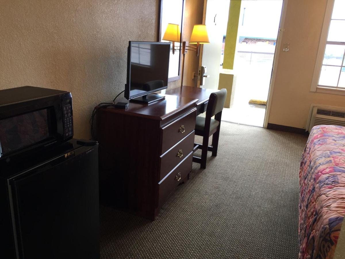 | Knights Inn Greenville