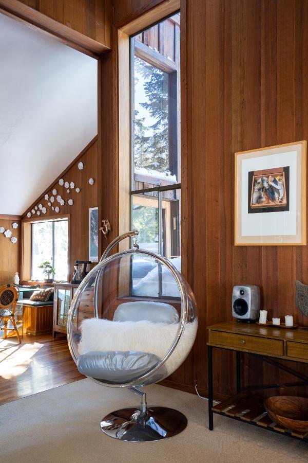 | Mid-Cent. Redwood Retreat w/ Sparklebridge