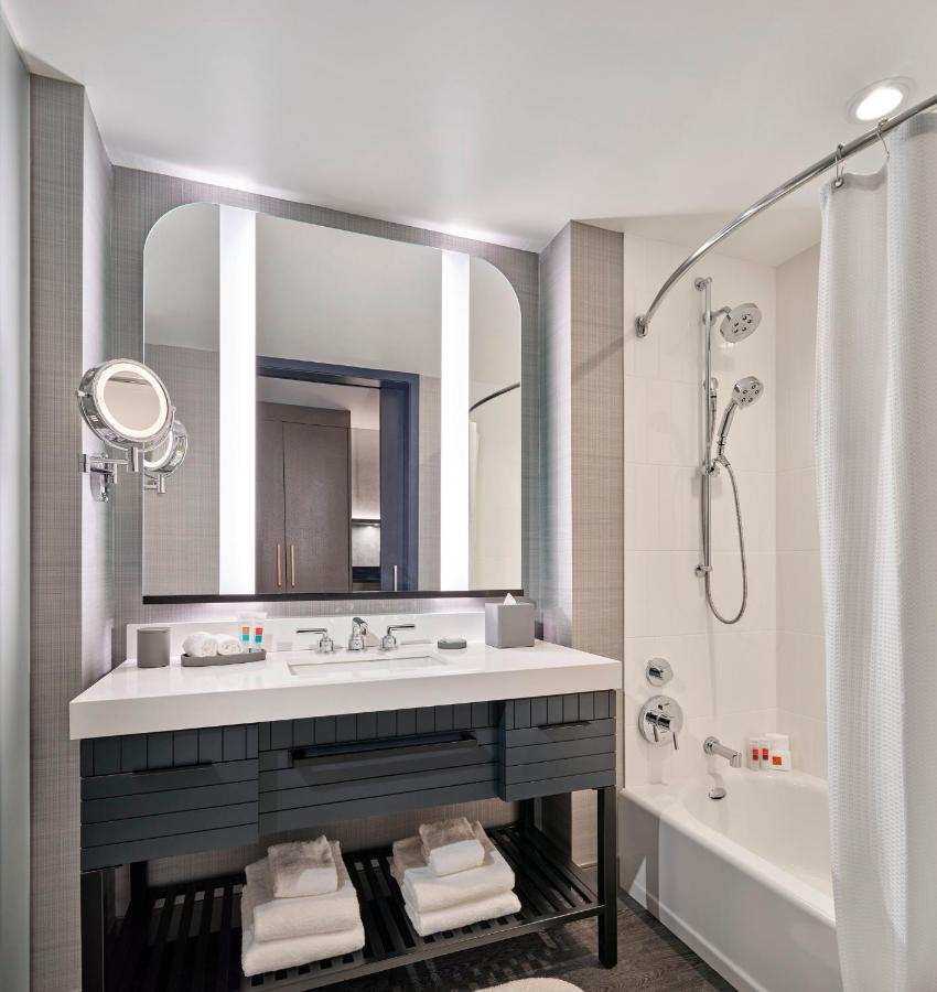 | Loews Kansas City Hotel